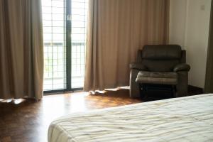Cavendish Bright Modern Home Near Ipoh Center