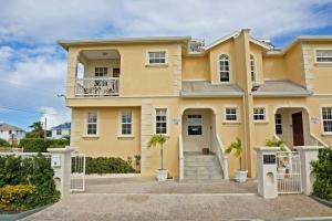 Petes Villa Townhouse 74B