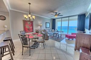 Three Bedroom Beachfront Condo with Ocean Views & Pool
