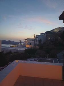 Georgia Rooms Milos