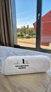 Brabank Penthouse Old Town View, Sauna & Parking by Grandviewestate