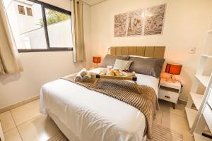 Apartamento para Casais com Opção de Café da Manhã, Aquecedor no Quarto, Netflix e Prime Video, Kit Fondue e Praia Próxima