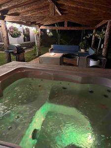 Hermosa finca con Jacuzzi, Asador, Vista increíble para 13 personas