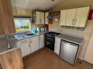 Whitby Coastal Retreat