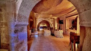 Crassus Cave Hotel