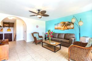 Ocean View & AC! 3 Min Walk To Poipu Beach!