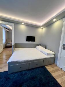 Art Karakoy Hotel