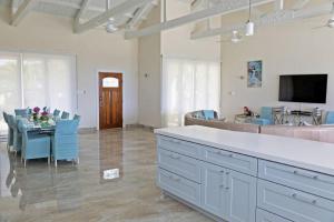 Ocean View Villa with pool