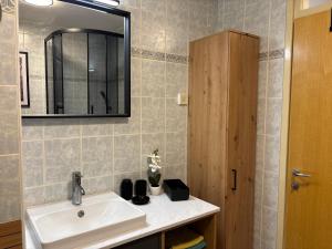 Urban escape studio apartment - Zagreb, Downtown with own parking spot in the garage