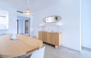 Relaxing Two Bedroom Garden Apartment in Casares Gardens