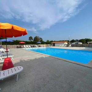 MOBIL-HOME "B27" tout confort avec piscine & lave-linge gratuits