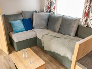 MOBIL-HOME "B27" tout confort avec piscine & lave-linge gratuits