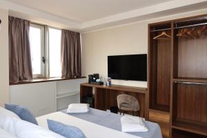 Altavista Tower Suites