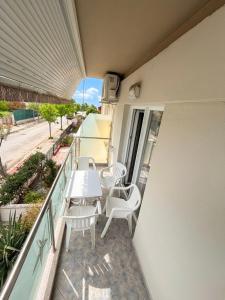Akti Beach Apartment