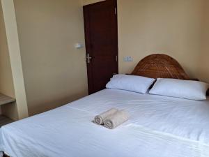 Stunning 2BR in Dar Beach, Dining, Transit Nearby apt 8