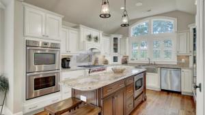 5 32nd Avenue by AvantStay