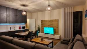 Eliots Apartment