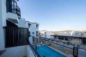 WB Weekend Otel