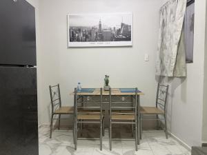 Elegant apartment right on the boulevard by the sea