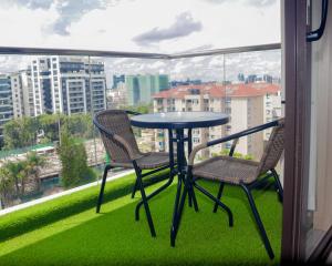 Skylinenest Condo Riverside