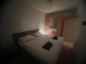 Iris Apartment
