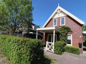 Bungalow in South Holland with Private Jetty