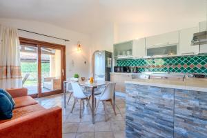 Budoni Centro - Villetta Relax con Giardino