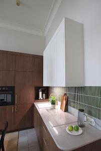 Capitol Corner Apartment