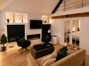 Luxury Penthouse for 4 City View
