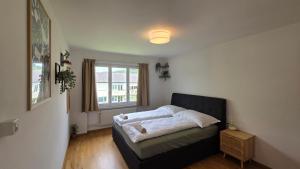 Bright Apartment with two Parking Spaces