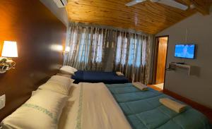 Hotel Solares