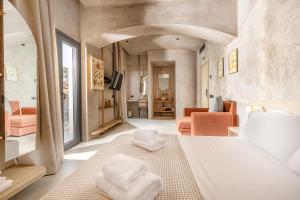 Medusa Luxury Suites