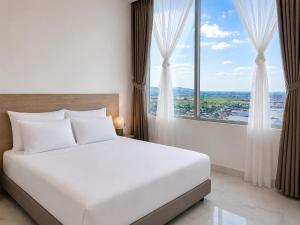 Elegante Apartamento en Torre Milenium La Aurora con Vista Urbana y Espacios Familiares Premium