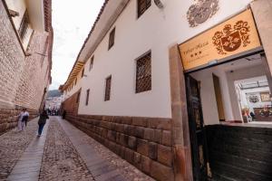 Yabar Hotel Plaza