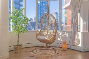 DT Pastoral Retreat with WaterView &Near BC Place