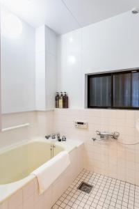 New open 峰House 日本橋東