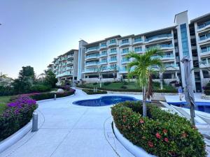 B Esmeralda Pichilingue PentHouse