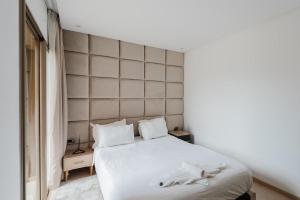 Jade Luxury Private Apartment With Pool and Garden