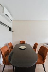 Jade Luxury Private Apartment With Pool and Garden