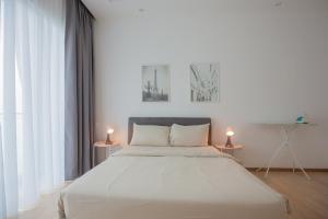 Luxury Seaview Apartment, near Queensbay