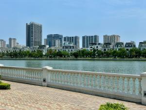 Spacious Cozy Studio with Full Kitchen in Vinhomes Green Bay Hanoi