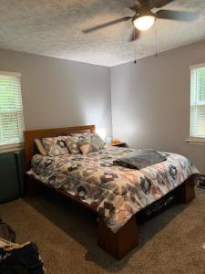 Comfort & spacious 20 min to Atlanta