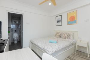Eastern Apartment