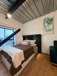 Stylish Loft Reforma,Queen, Sofa Bed,Twin