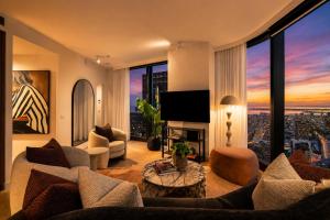 Sky-High Opulence Panoramic Melbourne Views