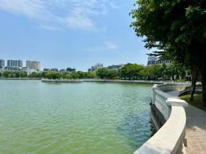 Luxury Residence Near National Convention Center at Green Bay Hanoi District