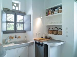 Tutti Blu Tinos Living Space Tinos Greece