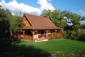 Maisons de vacances Le Bois De Barthes : photos des chambres