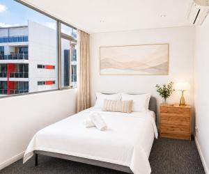 Bright and Spacious Apartment Near CBD