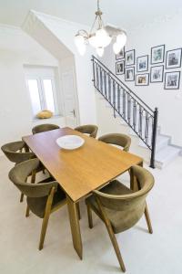 Villa St George